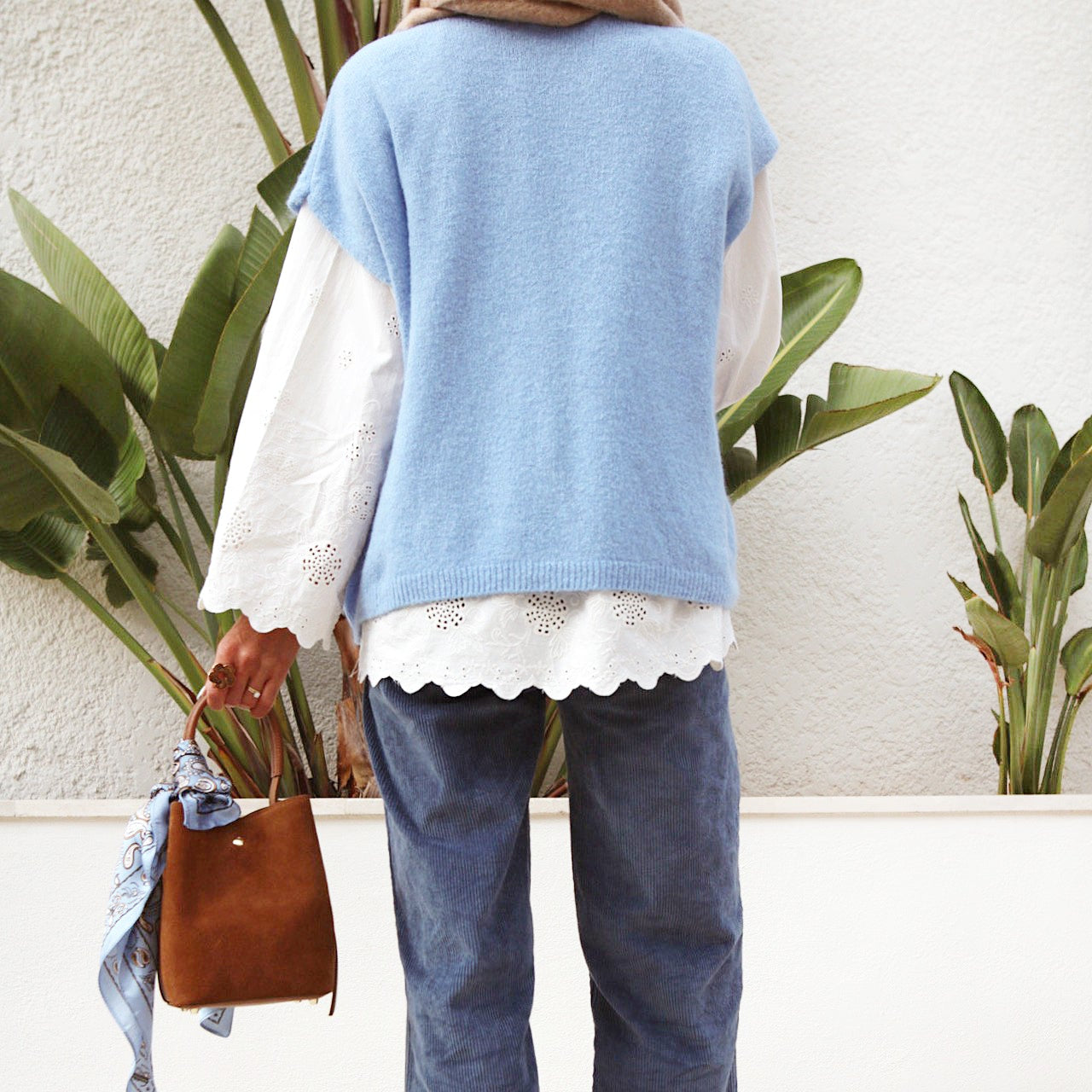 💙 Pull sans manches “Blue Alpaga”